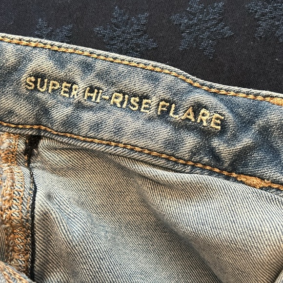 AE Next Level Stretch High-Waisted Flare Jean size 6 American Eagle - Picture 5 of 5